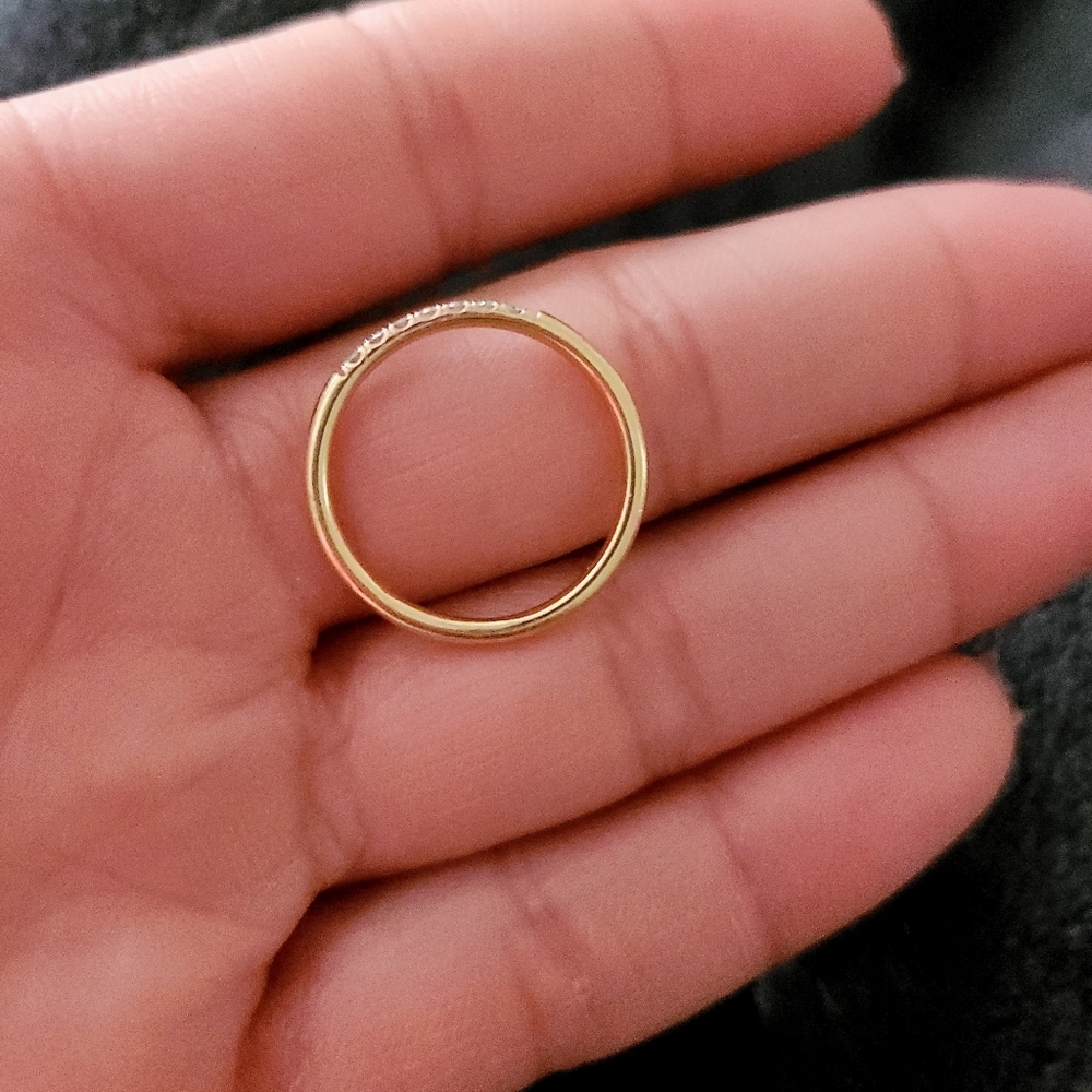 18k gold band